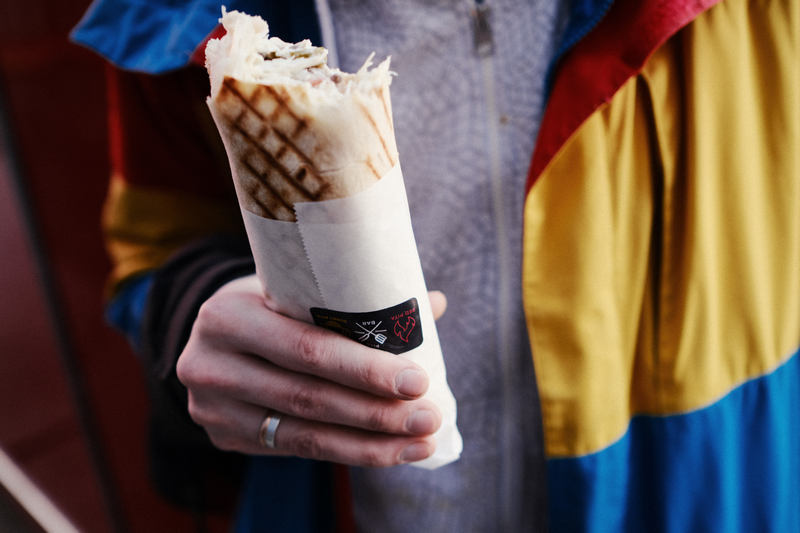 Кто не работает,тот вкусно ест)