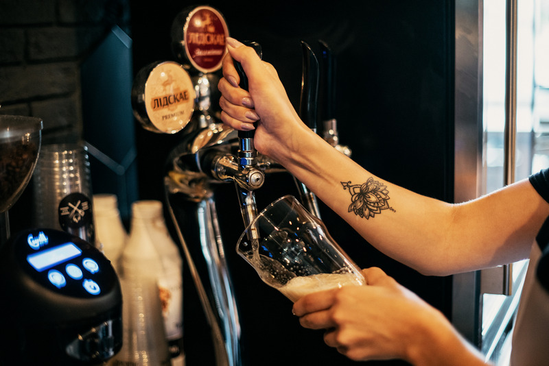 Бокал лучшего разливного пенного)